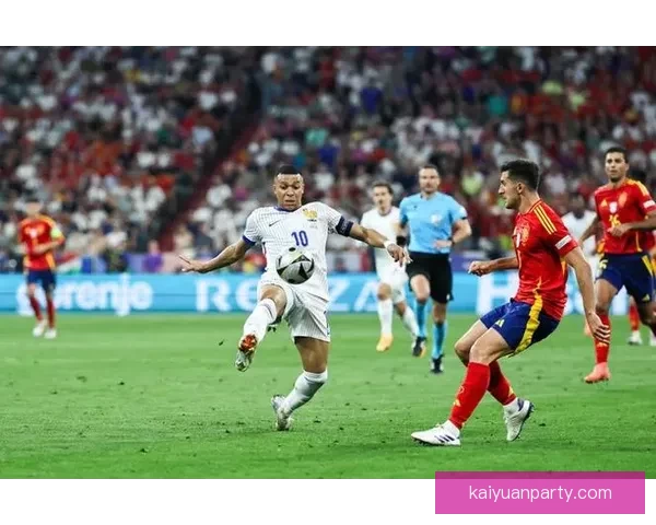 2026世界杯热门球队展望：强队争锋与潜力黑马的崛起